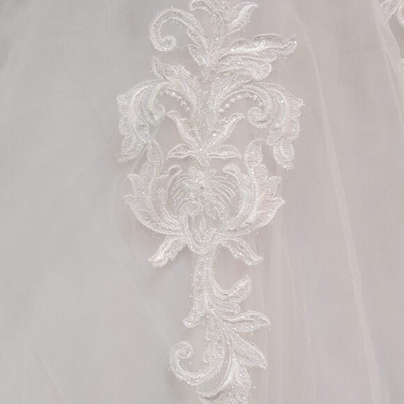 Mori Lee 5869 Size 6 Ivory/Honey Tulle/Lace Fit & Flare Bridal Gown - Picture 7 of 7